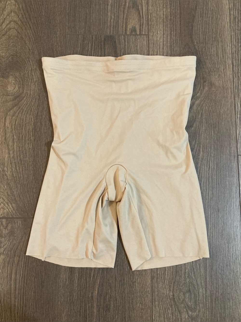 Assets Spanx Women's Beige Light Compression Shapewear Seamless Bottoms Size M